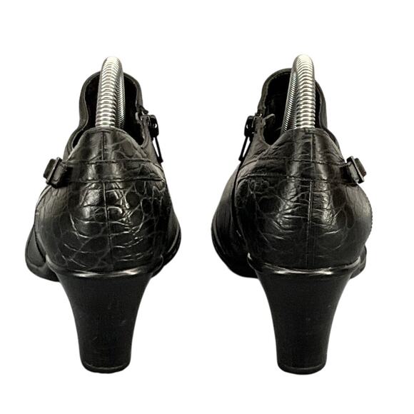 Clarks Bendables Black Leather Side Zip Pump Heel Ankle Booties Women 10 - Picture 4 of 7